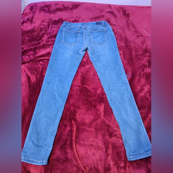 Juniors Celebrity Pink Jeans Blue Jeans Size 9 - Picture 3 of 7